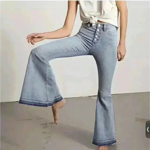 Free People We The Free Irreplaceable Ultra Flare Leg Jean Kent Light Wash Sz-30 - Picture 1 of 7